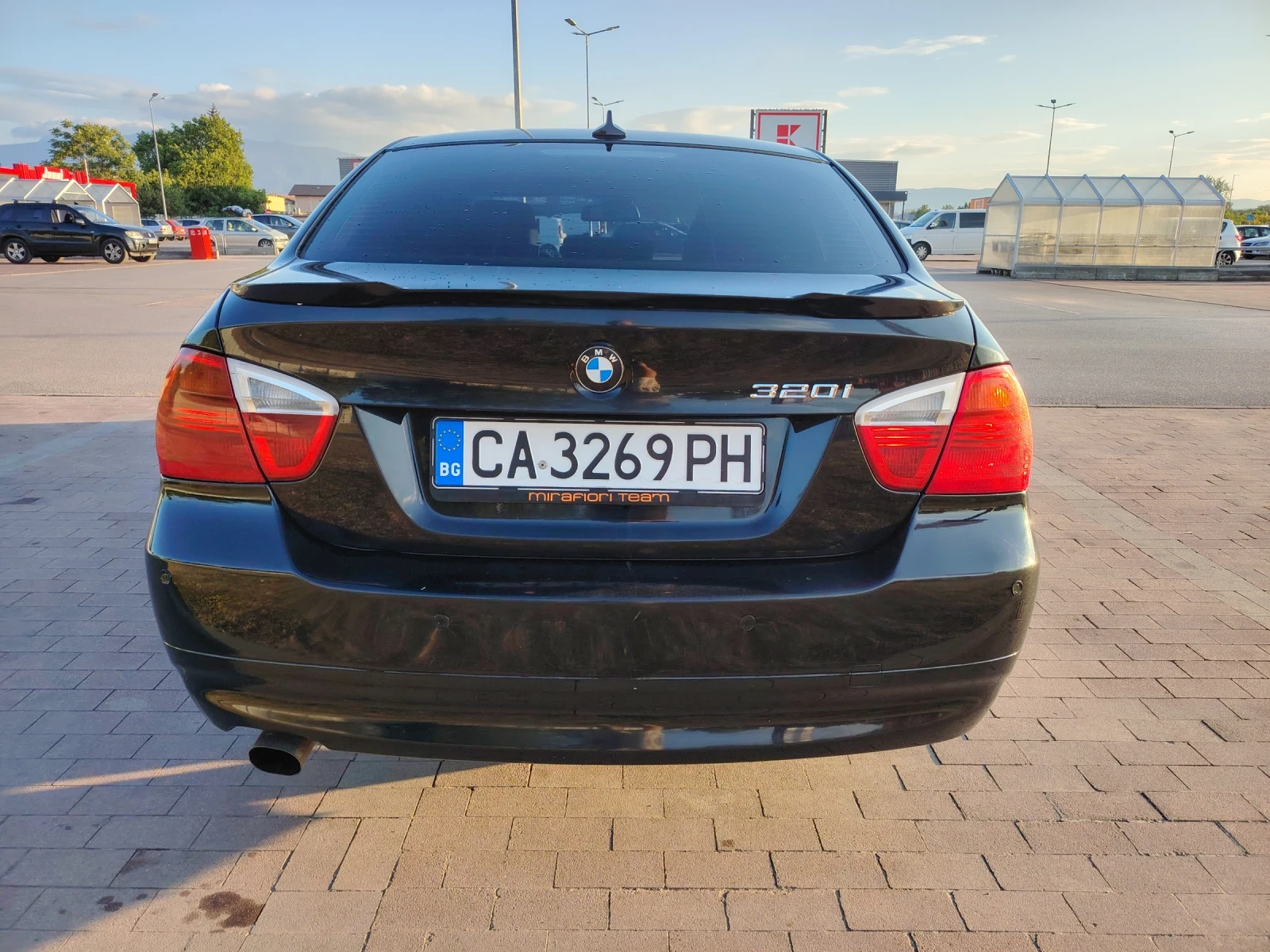 BMW 320  - изображение 5
