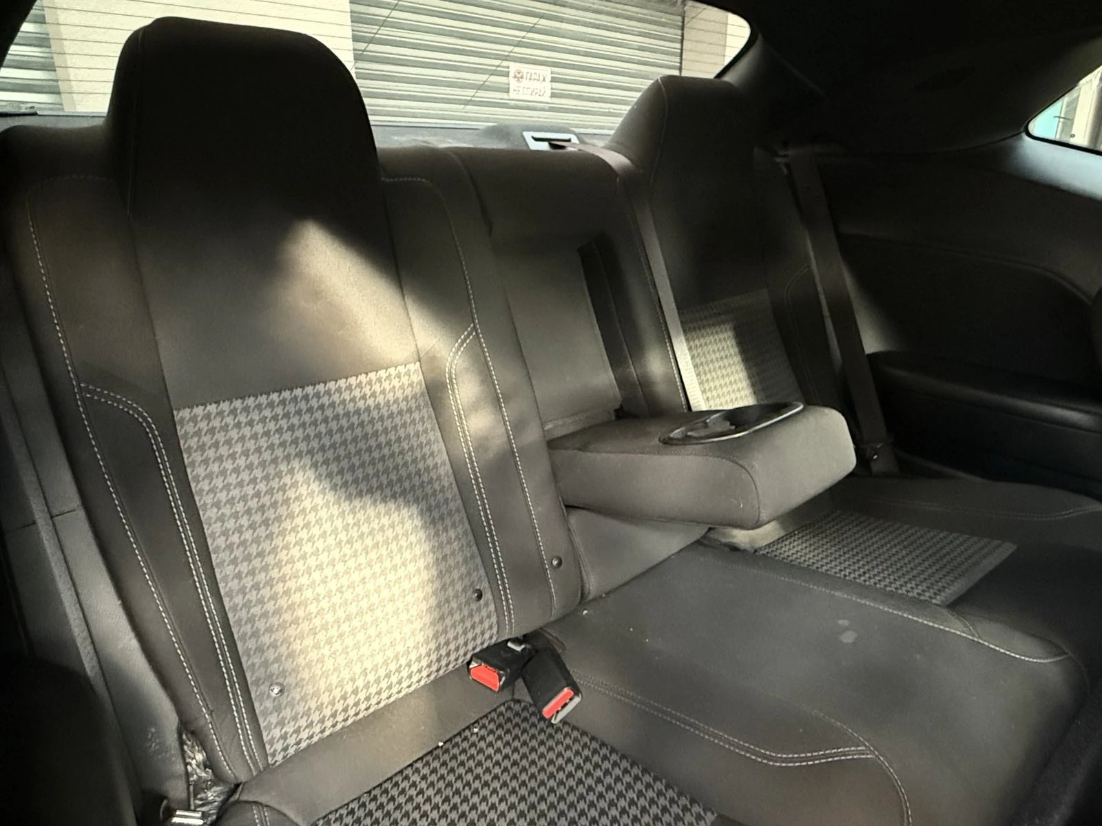 Dodge Challenger 3.6V6* SXT* ANDROIDNAVI* РЕАЛНИ КМ* ПЕРФЕКТНА - изображение 10