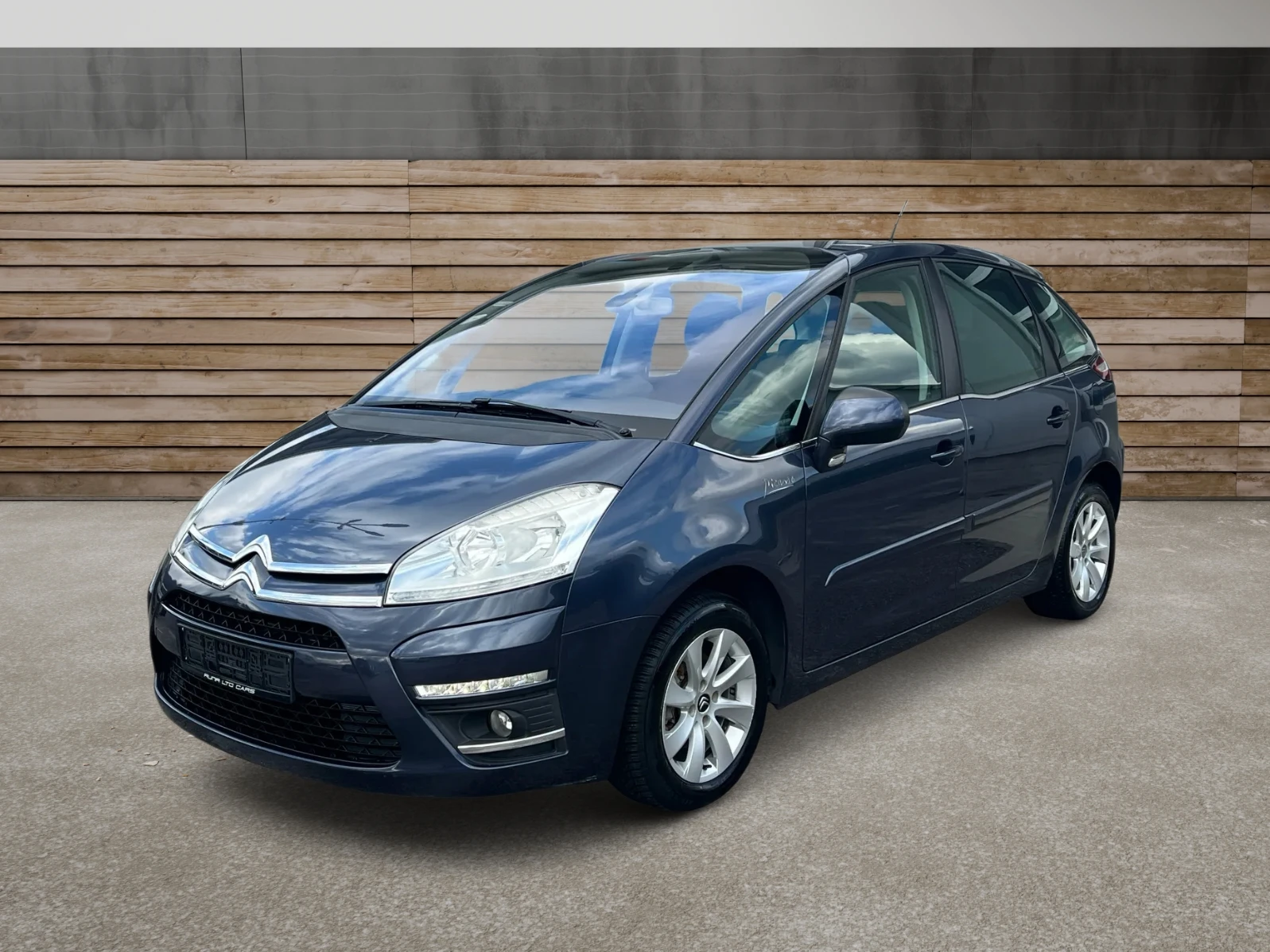 Citroen C4 Picasso 1.6eHDi ПРОЧЕТИ ОПИСАНИЕТО - изображение 2