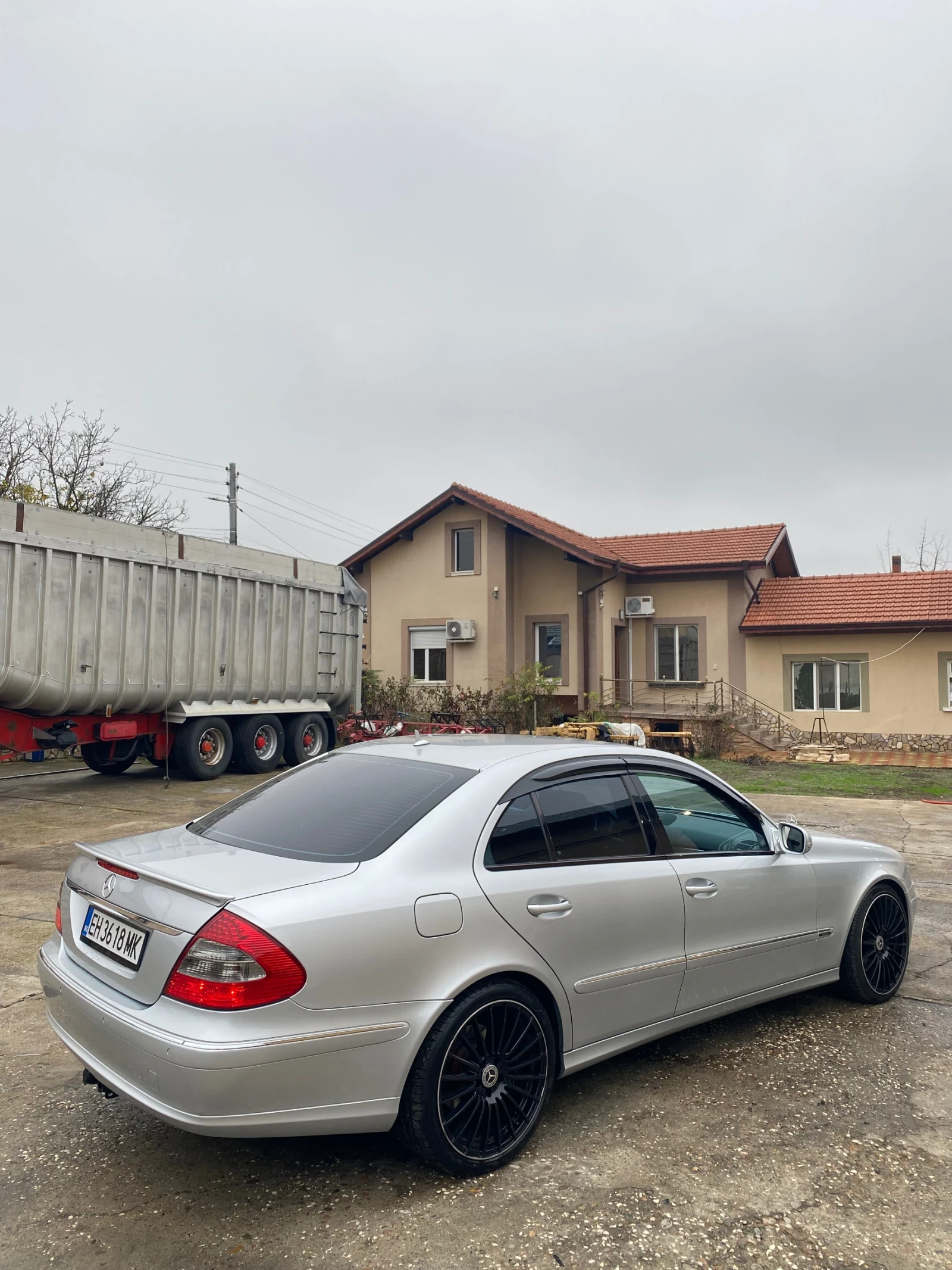 Mercedes-Benz E 320 320   224  7g | Mobile.bg   4