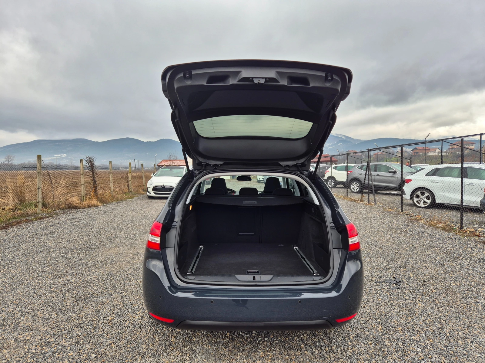 Peugeot 308 2.0e-HDI* GT-LINE* NAVI* PANORAMA*  | Mobile.bg � ����������� 16