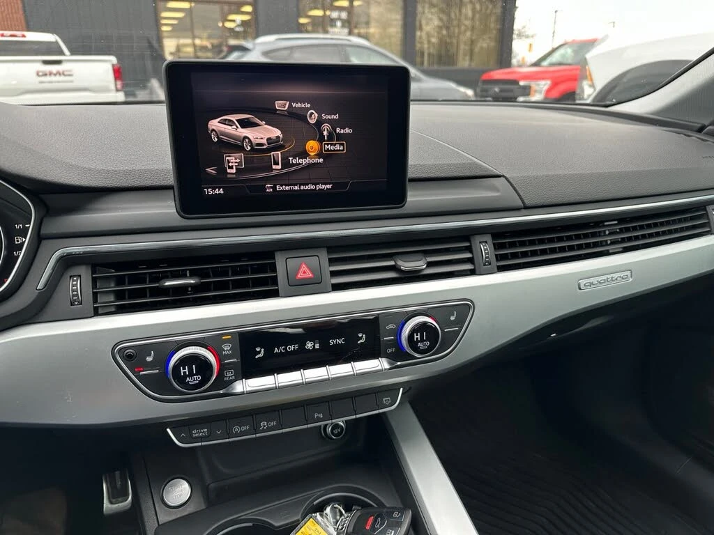 Audi A5 2.0T quattro Komfort A���������* (���� �� ��) | Mobile.bg � ����������� 14