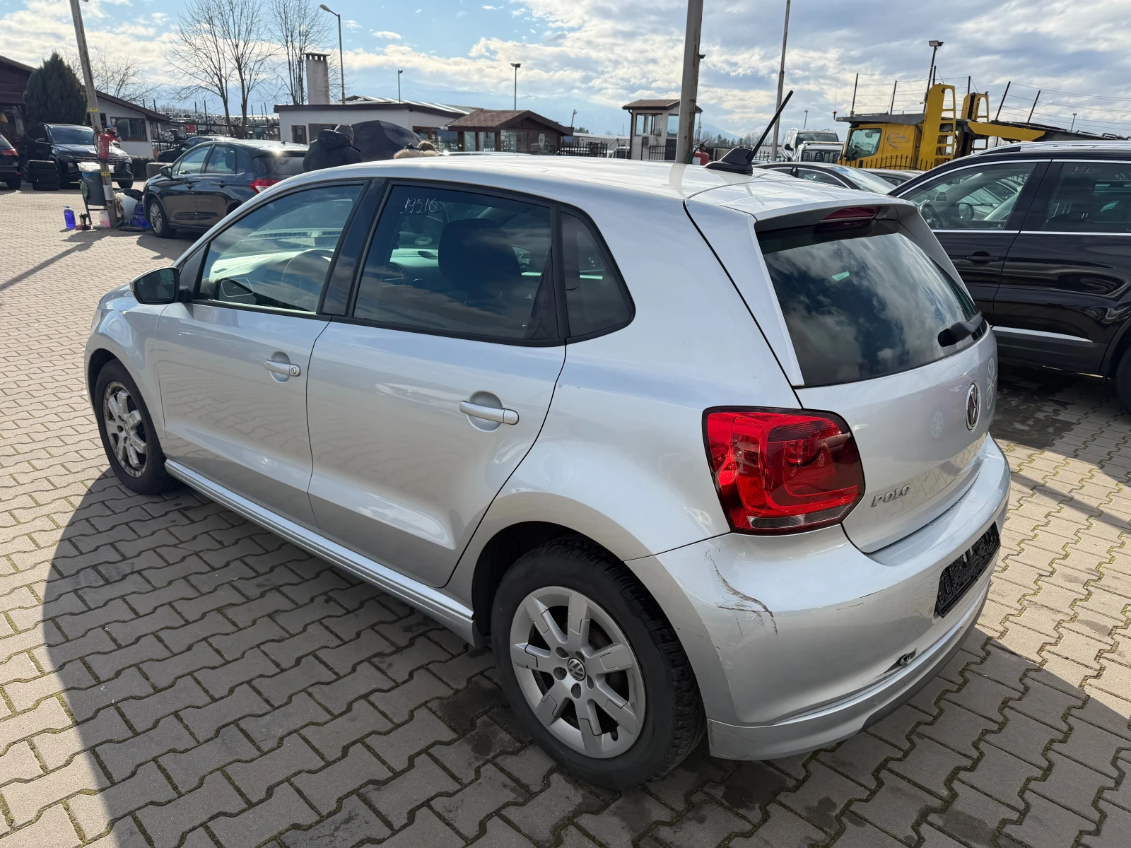 VW Polo 1.2TDI NAVI EURO 5 - изображение 8