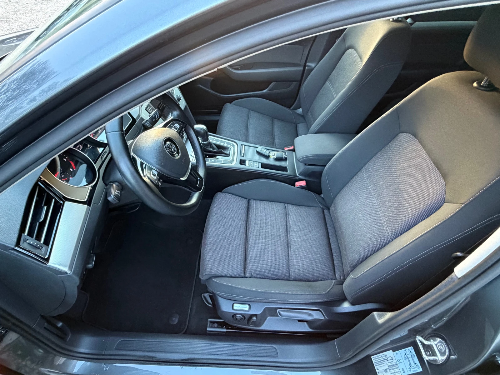 VW Passat 2.0TDI* NAVI* AVTOMAT* EVRO6 | Mobile.bg � ����������� 11