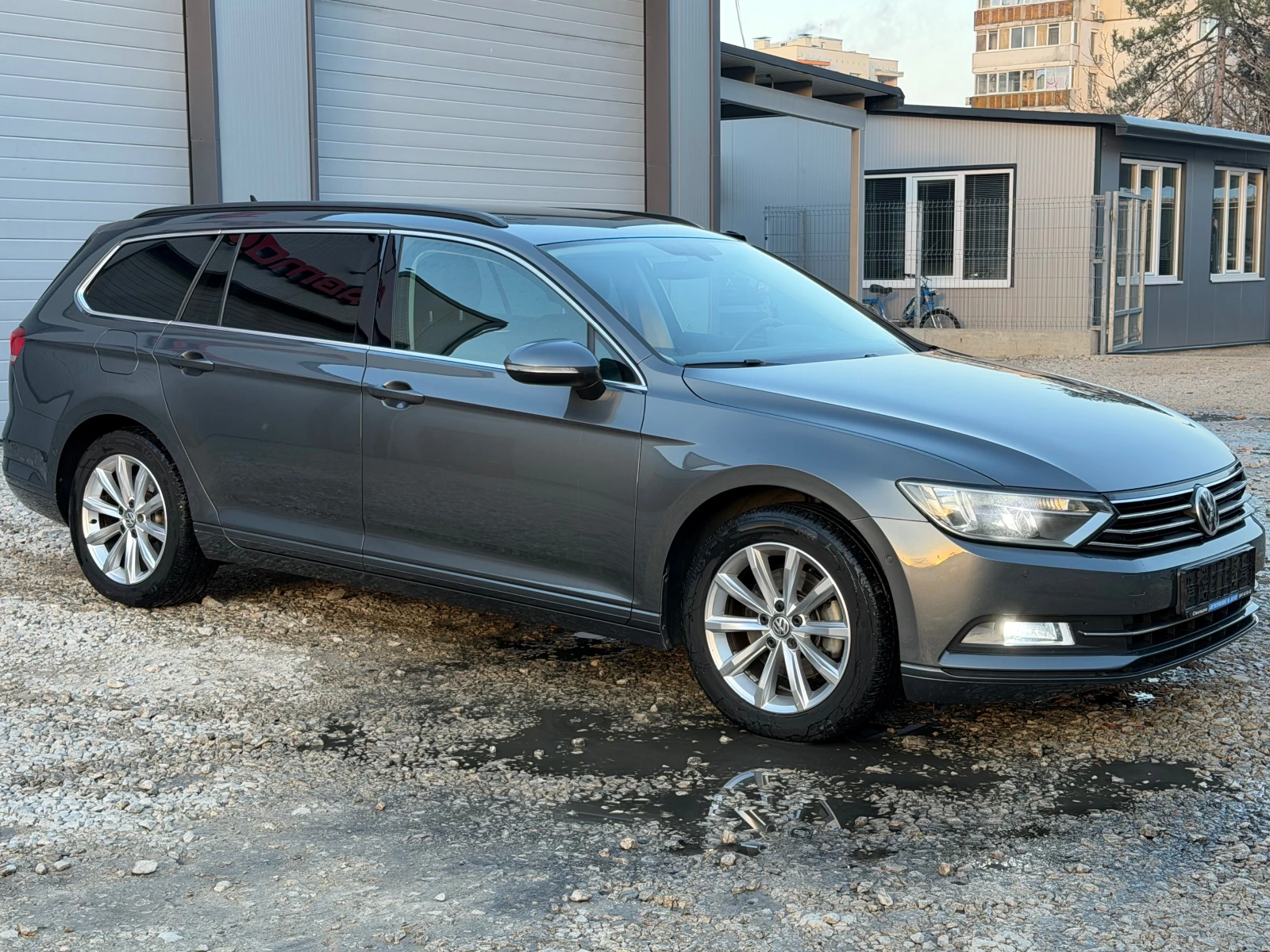 VW Passat 2.0TDI* NAVI* AVTOMAT* EVRO6 | Mobile.bg � ����������� 4