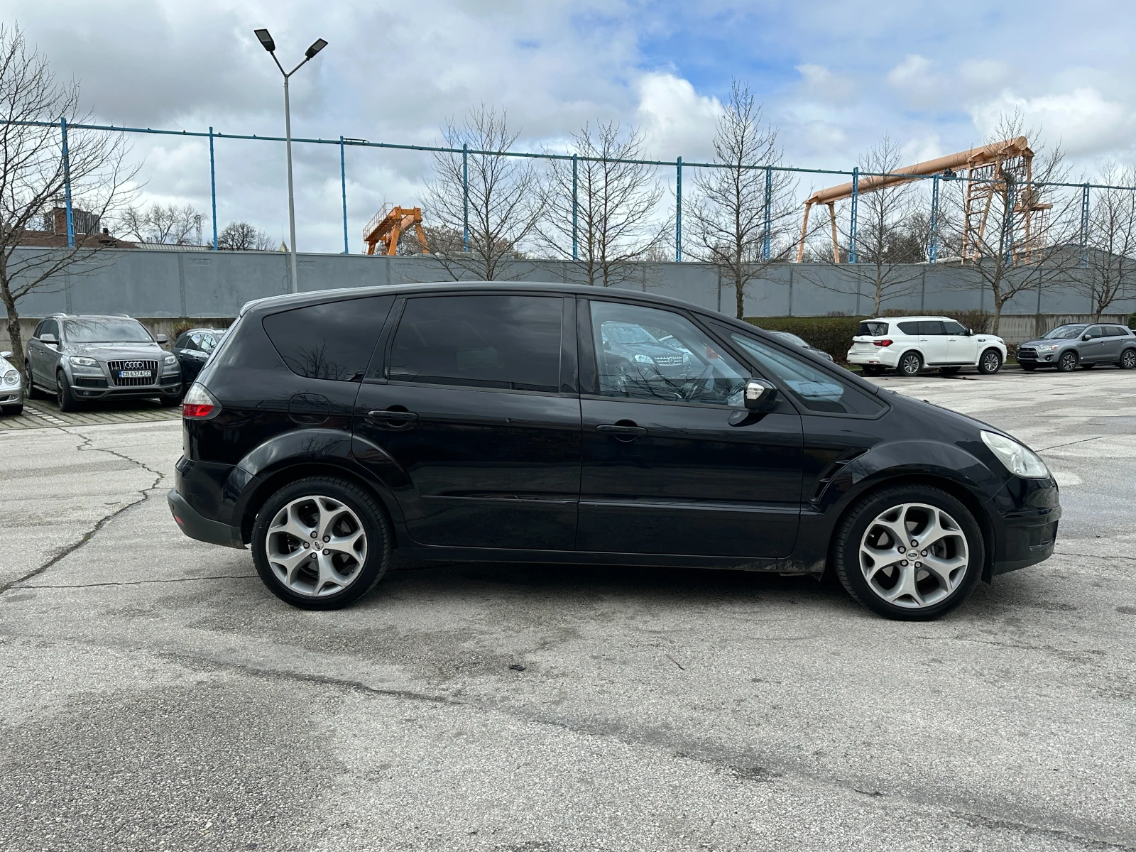 Ford S-Max 2.0d 131 �.�.  | Mobile.bg � ����������� 5