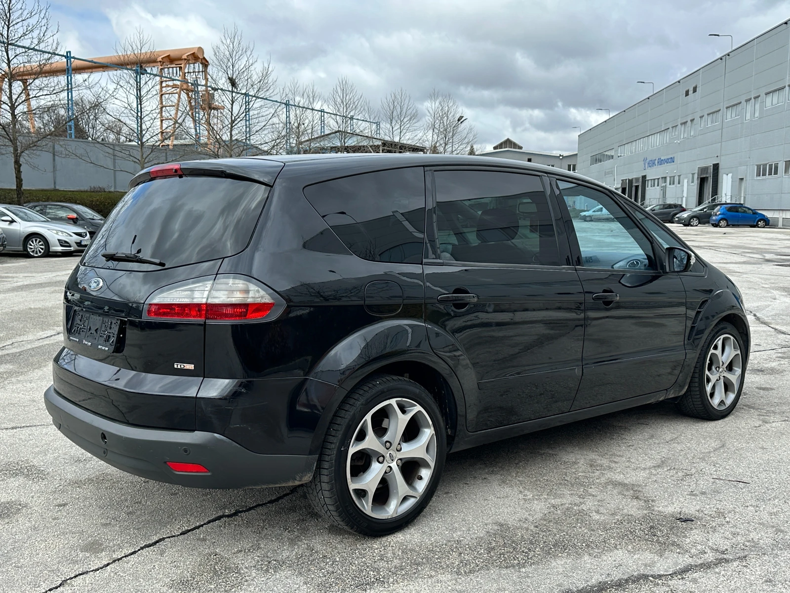 Ford S-Max 2.0d 131 �.�.  | Mobile.bg � ����������� 4