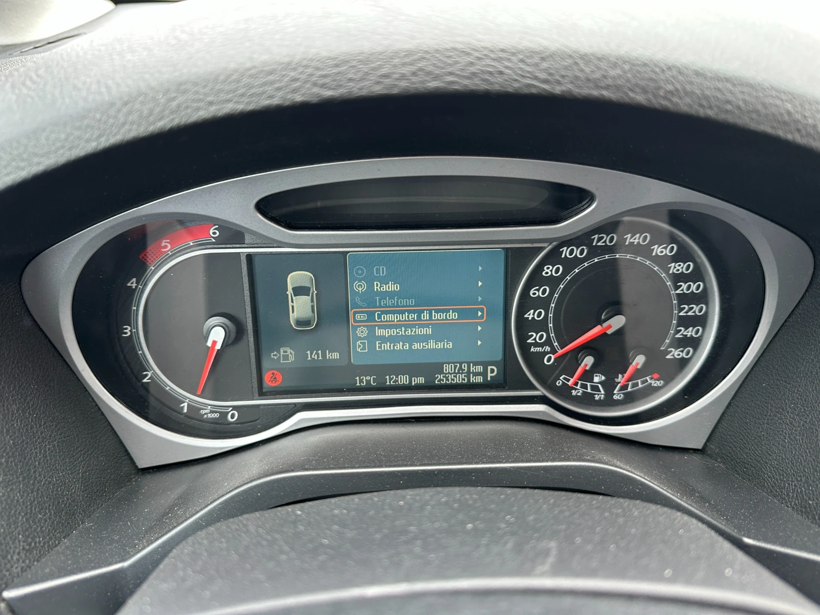 Ford S-Max 2.0d 131 �.�.  | Mobile.bg � ����������� 14