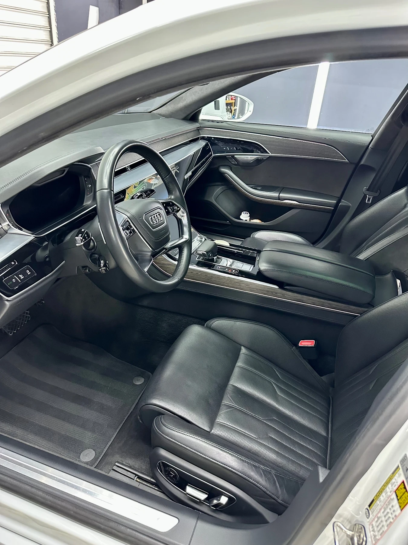 Audi A8 55 TFSI, снимка 7 - Автомобили и джипове - 54115283