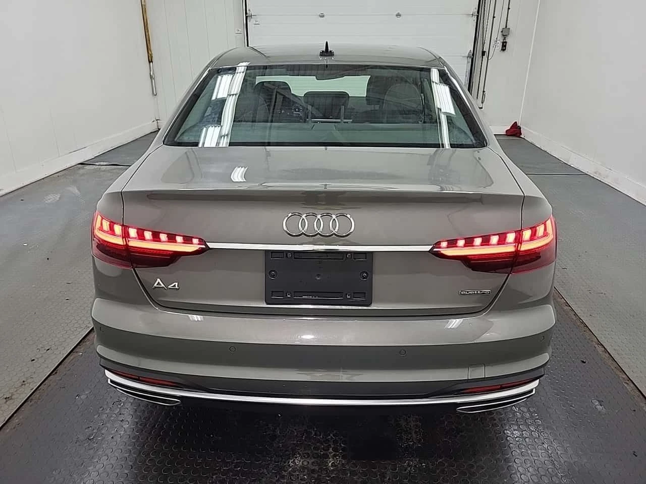Audi A4 S LINE PRESTIGE| B&O| 360| ����| 2 �����|  | Mobile.bg � ����������� 5