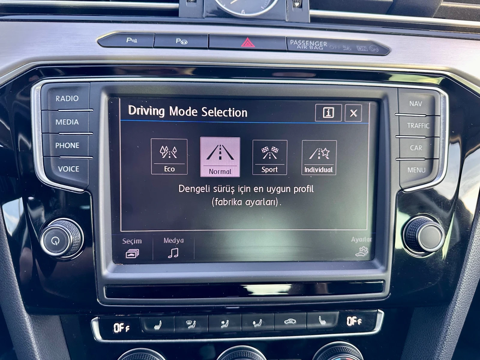 VW Passat 1.8 TSI 180 к.с., снимка 12 - Автомобили и джипове - 54341564