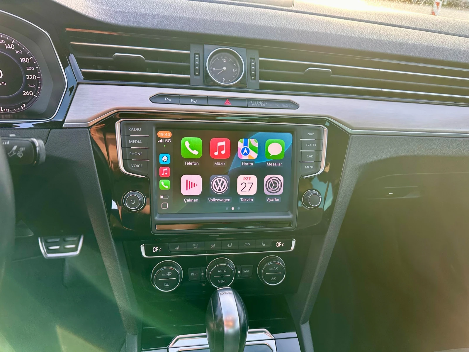 VW Passat 1.8 TSI 180 к.с., снимка 10 - Автомобили и джипове - 54341564