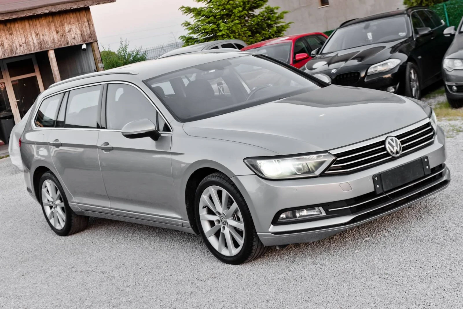 VW Passat, снимка 2 - Автомобили и джипове - 54794791