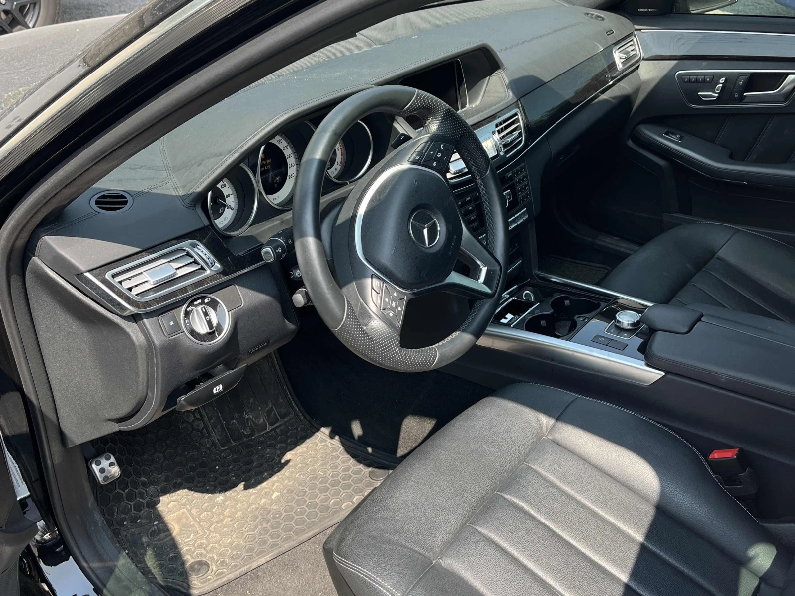 Mercedes-Benz E 250, снимка 5 - Автомобили и джипове - 55689329