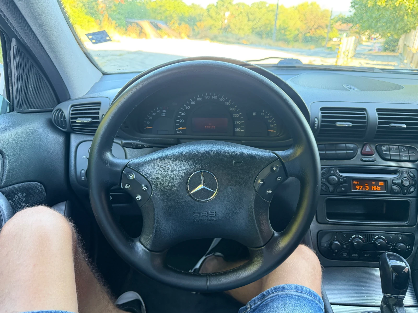Mercedes-Benz C 220 CDI, снимка 10 - Автомобили и джипове - 55836048