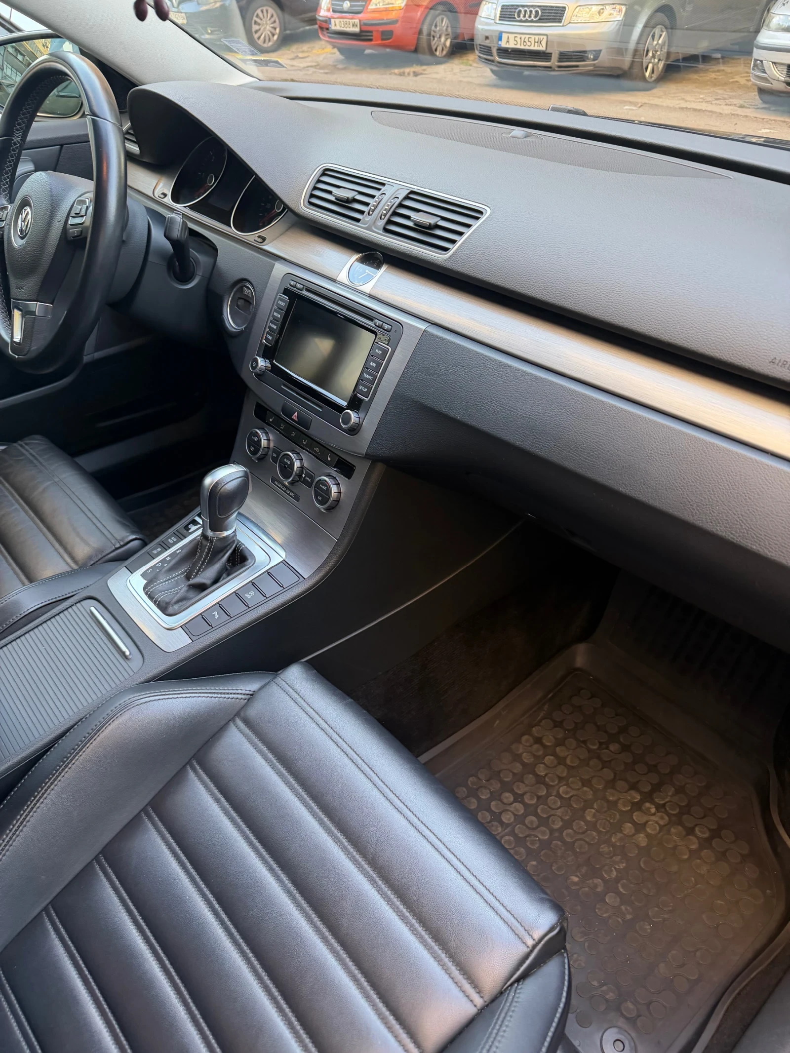 VW Passat B7, снимка 4 - Автомобили и джипове - 56317175