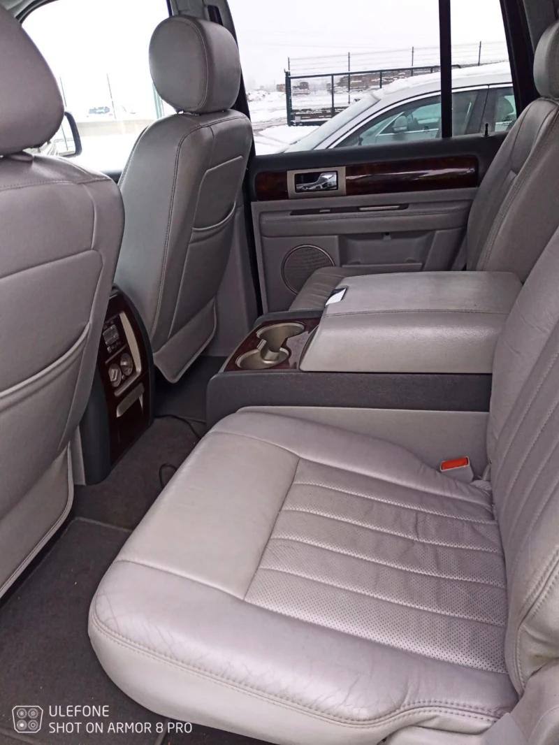 Lincoln Navigator 5.4 агу, снимка 10 - Автомобили и джипове - 48679352