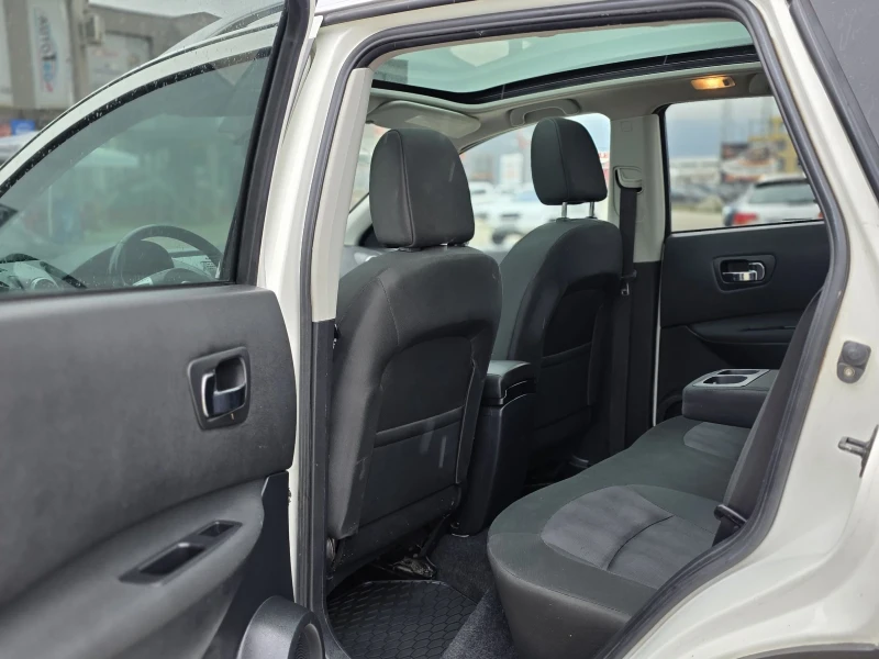 Nissan Qashqai 1.6 dci 131 k.c. N-Joy Панорама, снимка 10 - Автомобили и джипове - 53386331