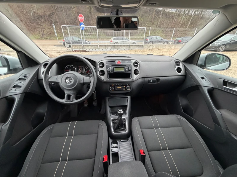 VW Tiguan 2.0TDI* UNIKAT* EVRO5* 115000KM, снимка 11 - Автомобили и джипове - 53468445