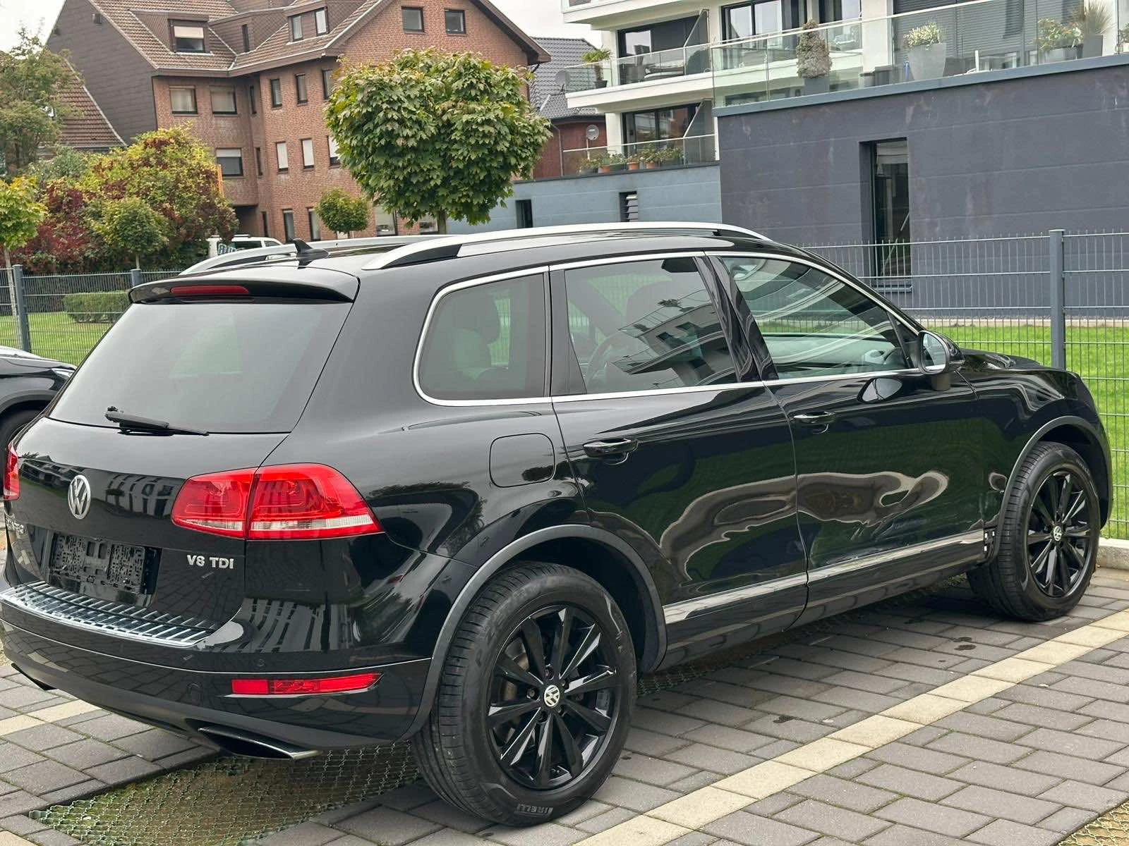 VW Touareg EXCLUSIVE * TOP * ОЧАКВАН ВНОС * БАРТЕР * ЛИЗИНГ - изображение 6