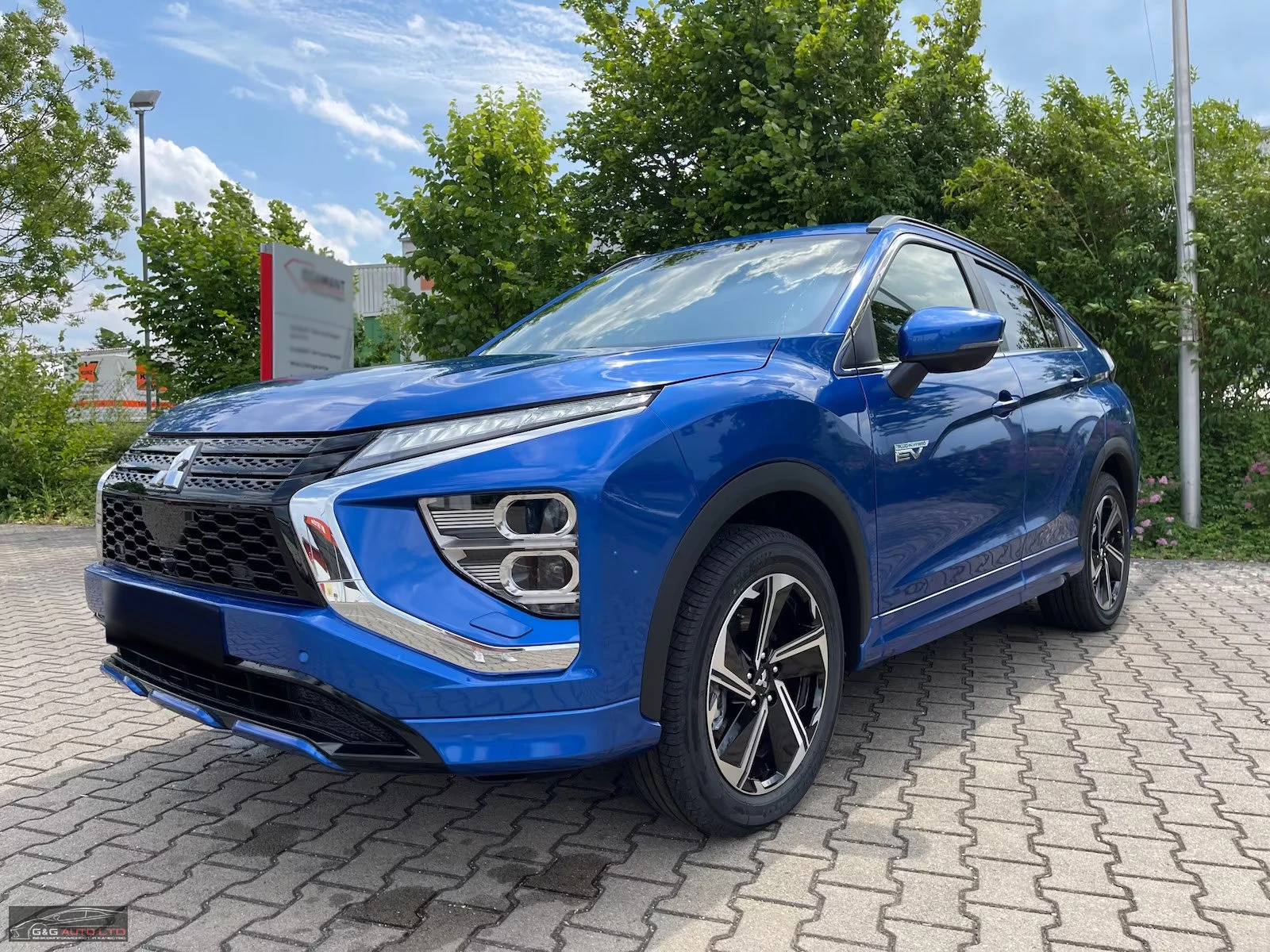 Mitsubishi Eclipse Cross 2.4PHEV/188HP/SELECT-PLUS/4X4/360/NAVI/820v | Mobile.bg   1