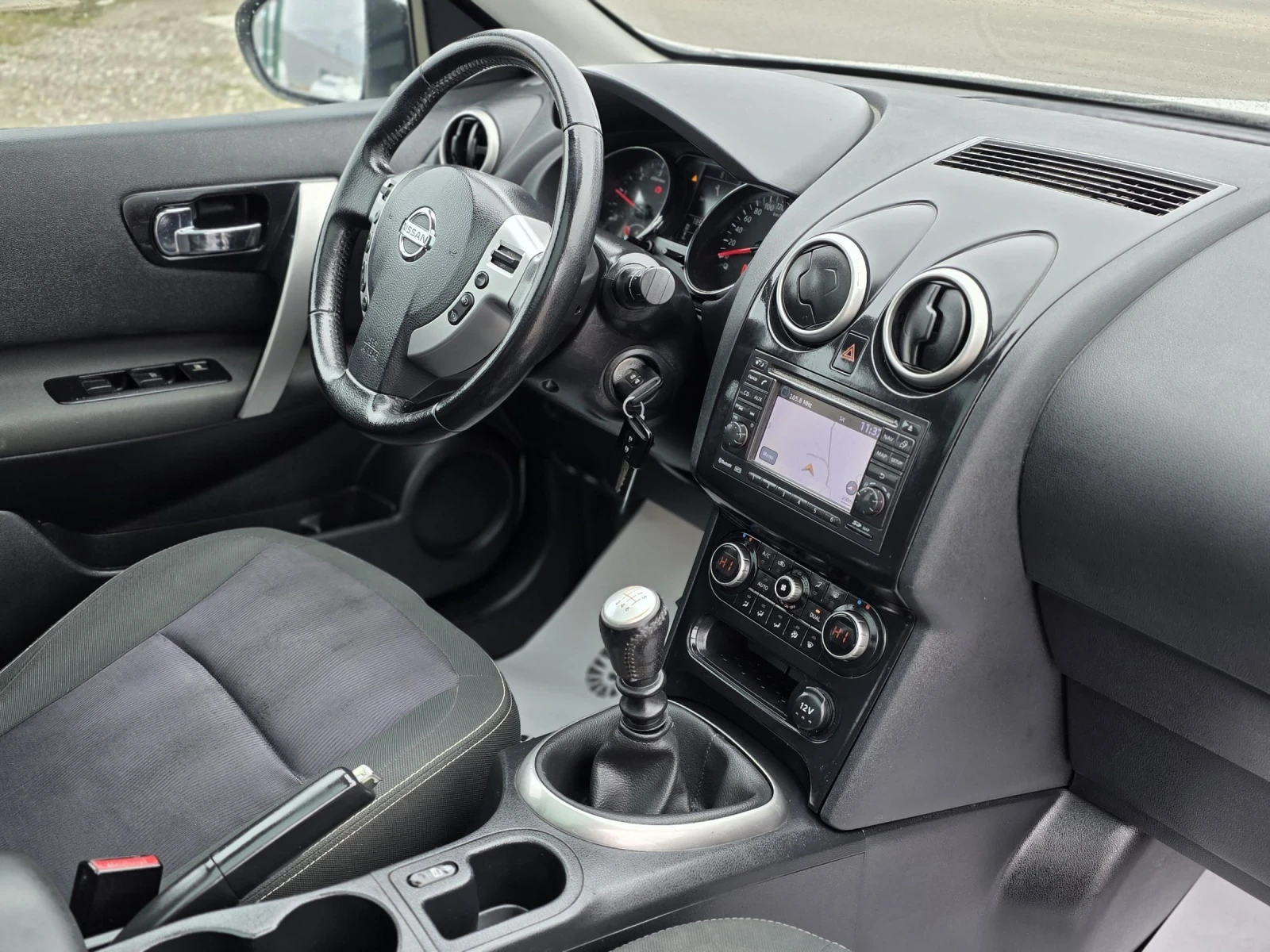 Nissan Qashqai 1.6 dci 131 k.c. N-Joy �������� | Mobile.bg � ����������� 14