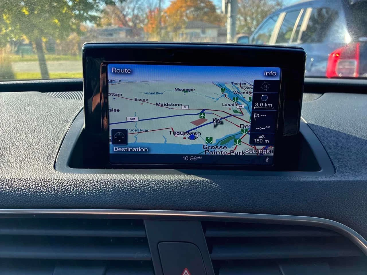 Audi Q3 * Technik * CARFAX * ЦЕНА ДО БГ, снимка 8 - Автомобили и джипове - 53796042