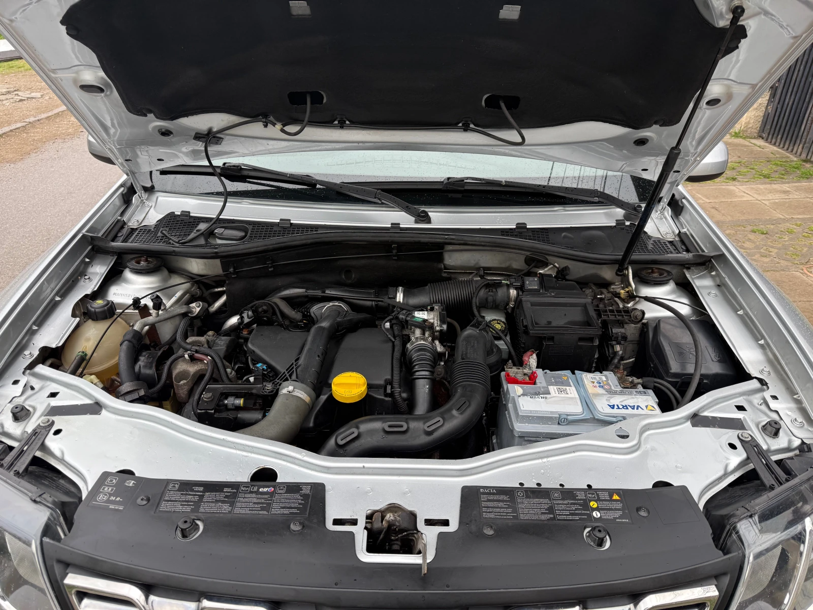 Dacia Duster 1.5dci 4x4, снимка 12 - Автомобили и джипове - 54207782