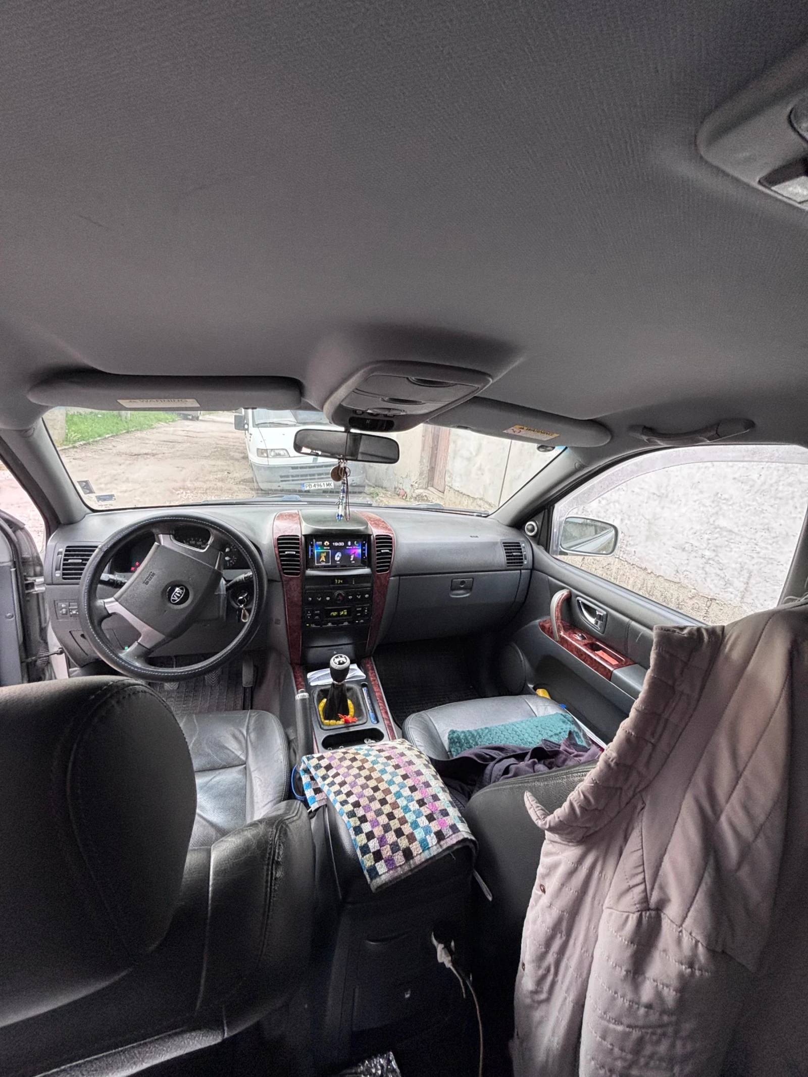 Kia Sorento, снимка 5 - Автомобили и джипове - 54873679
