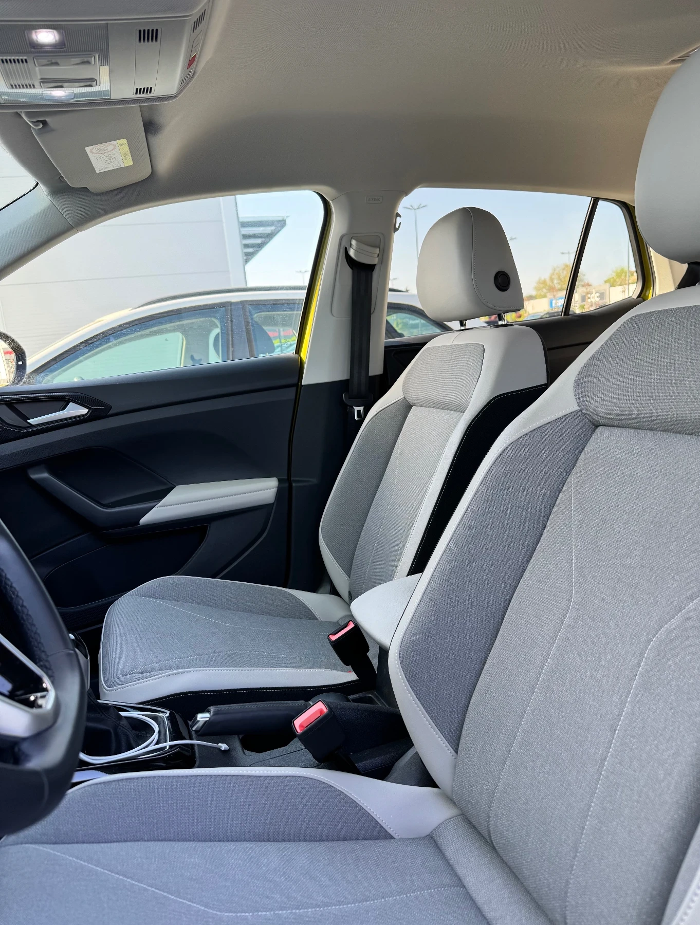 VW T-Cross Style 1.0 TSI DSG, снимка 12 - Автомобили и джипове - 55551930