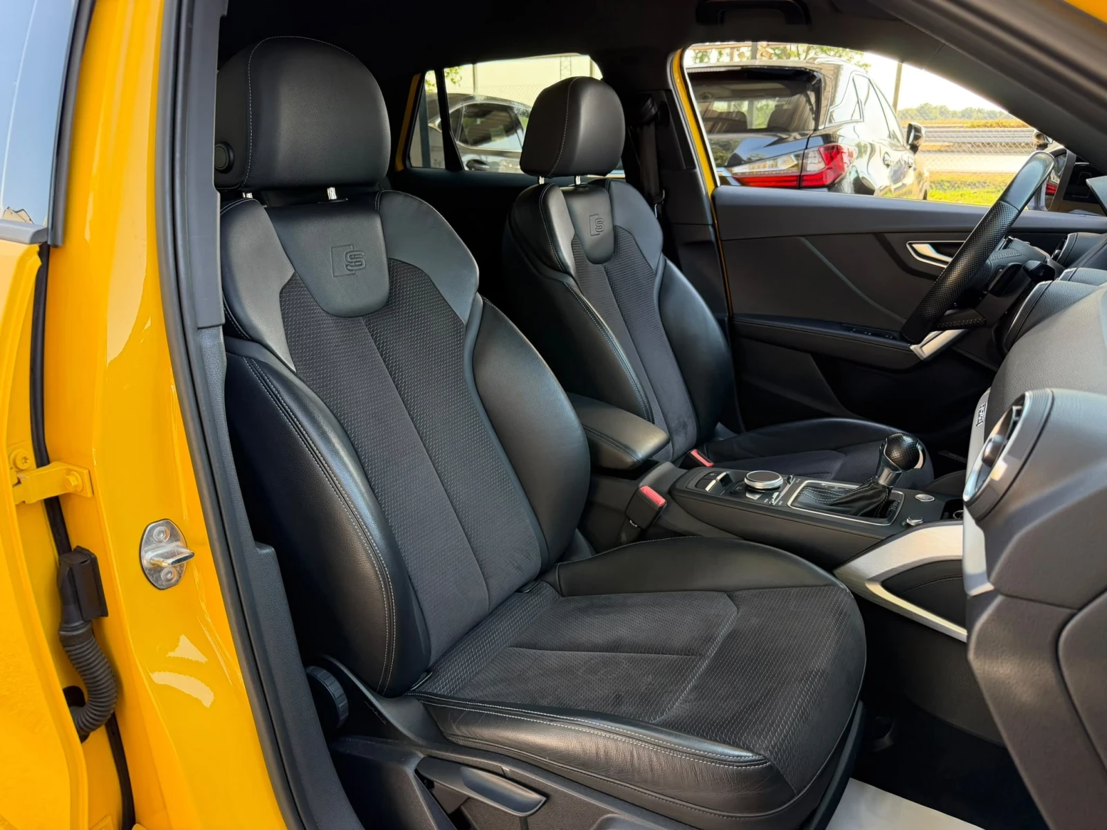 Audi Q2 /4x4/190к.с/S line/, снимка 14 - Автомобили и джипове - 55589032
