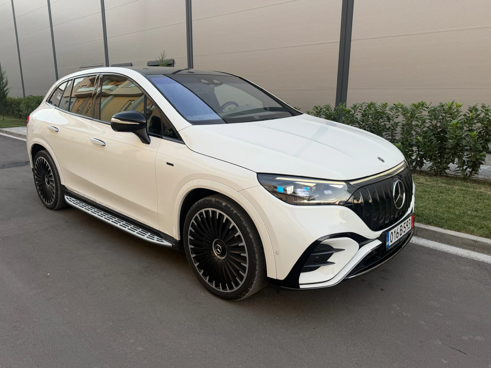 Mercedes-Benz EQE SUV 43 AMG  HYPER 4M AIRMATIC