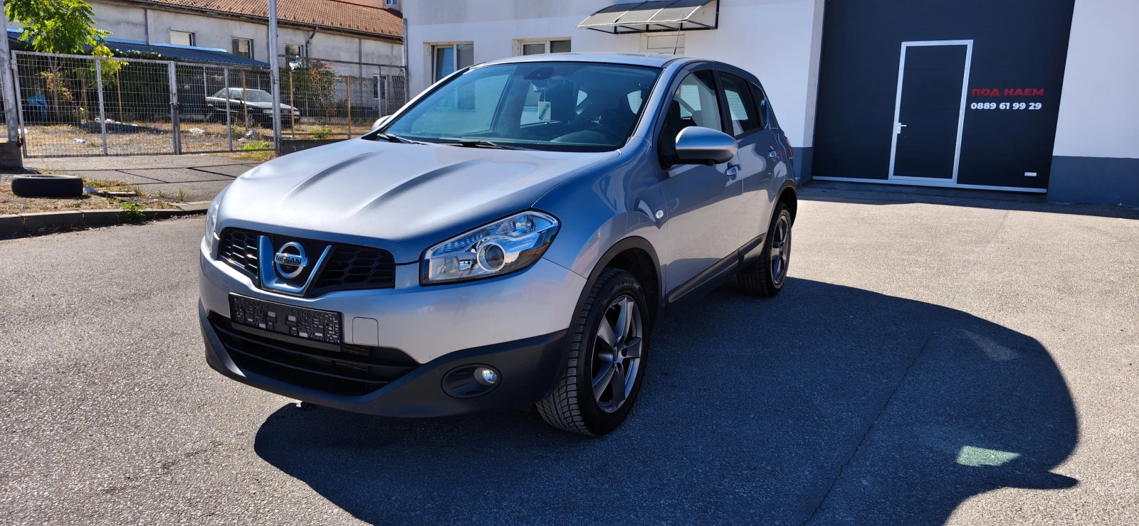Nissan Qashqai 1.5DCI * 360  Камери* Навигация* , снимка 5 - Автомобили и джипове - 56446274