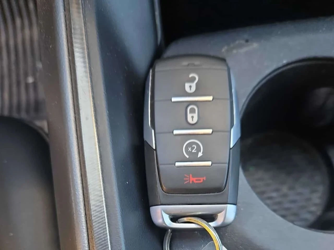 Dodge RAM 1500, снимка 14 - Автомобили и джипове - 56700094