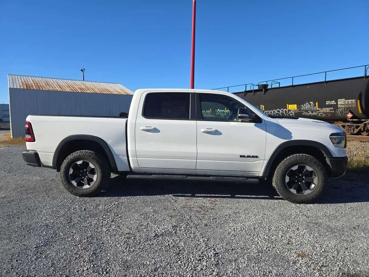 Dodge RAM 1500, снимка 3 - Автомобили и джипове - 56700094