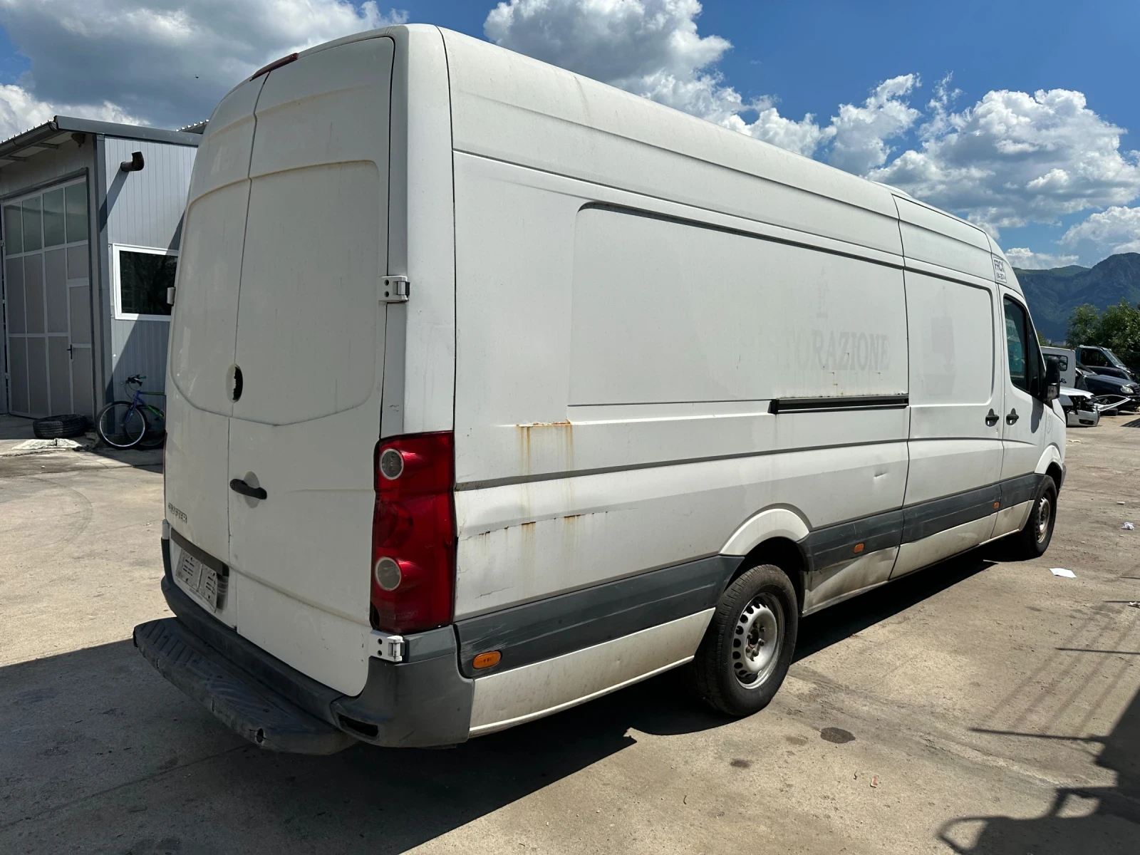 VW Crafter 2.0TDI, снимка 4 - Бусове и автобуси - 54960117