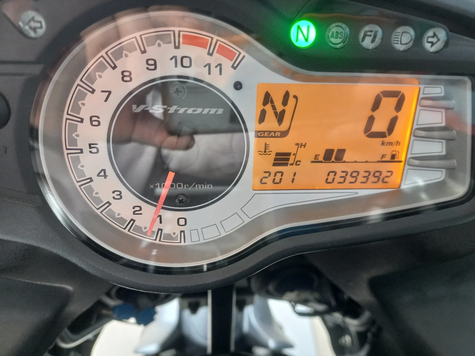 Suzuki V-strom 650 ABS LED - изображение 9