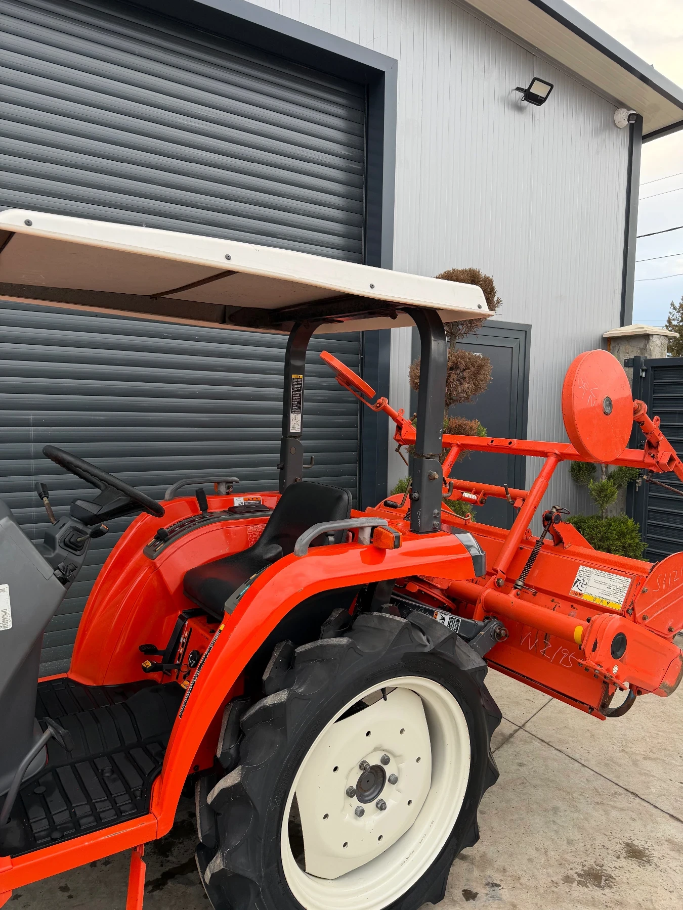 Трактор Kubota NZ215 - изображение 7