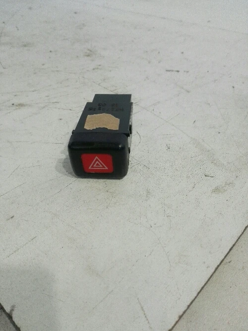 Копче аварийни Мицубиши Спейс Стар