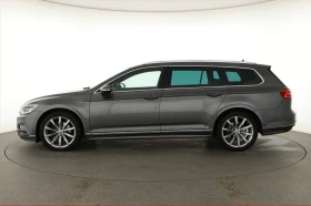 VW Passat 2.0TDI R-Line 4motion Върнат от лизинг, снимка 2