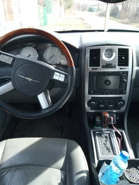 Chrysler 300c | Mobile.bg    7