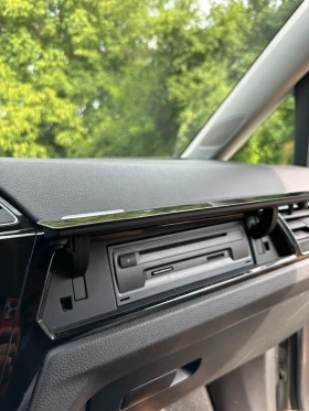 VW Touran R-Line КОЖА 190кс 6+ 1 автоматик  - 16500 € / 32271.19 лв. - 74217411 14