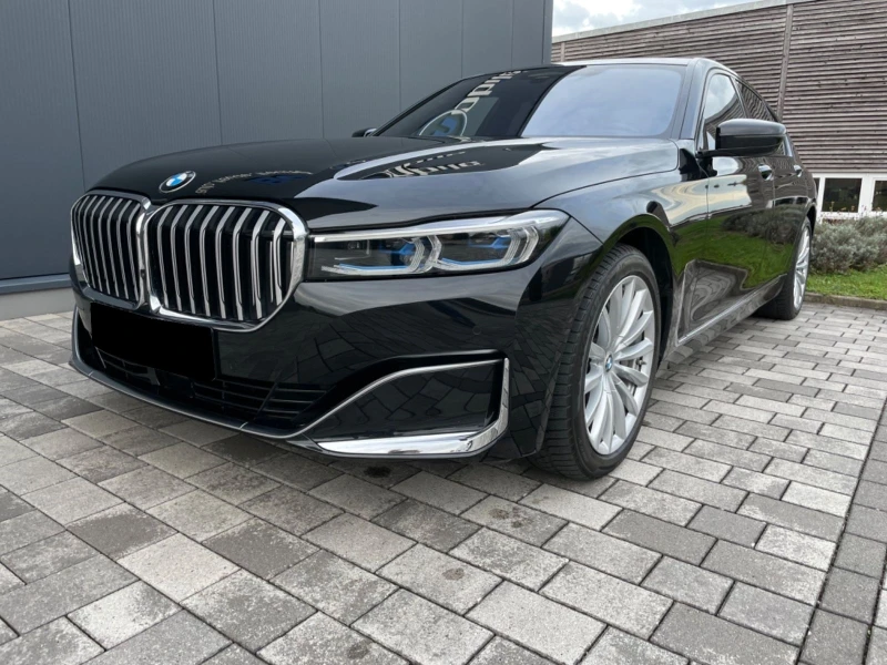 BMW 750 i xDrive, снимка 3 - Автомобили и джипове - 47533770