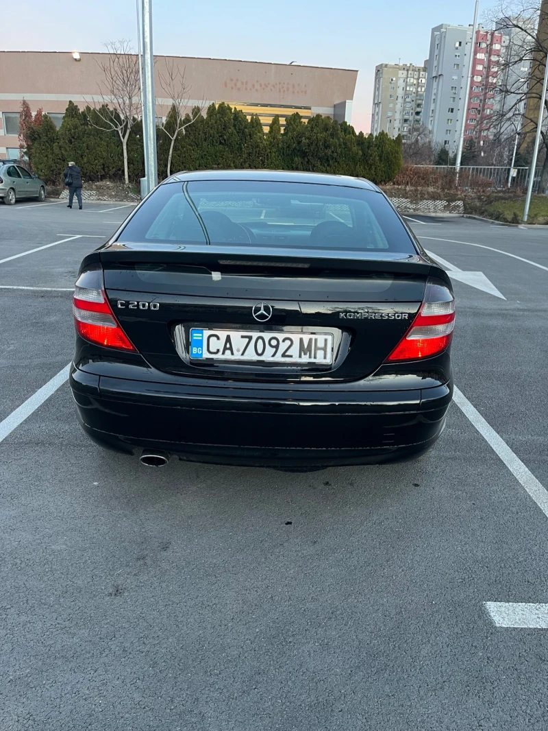 Mercedes-Benz C 200, снимка 2 - Автомобили и джипове - 48869152