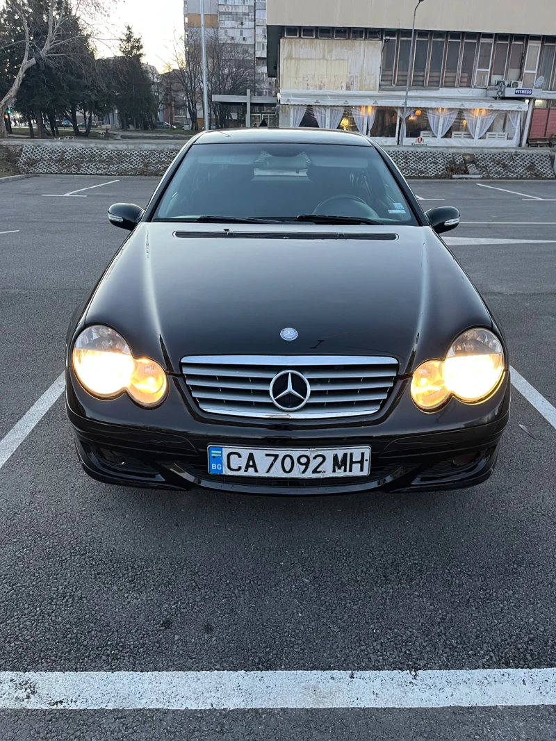 Mercedes-Benz C 200, снимка 1 - Автомобили и джипове - 48869152