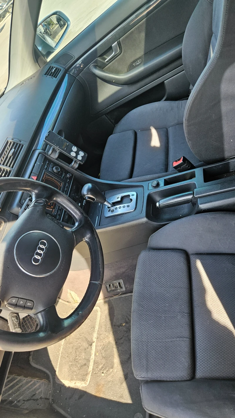 Audi A4 1.9TDI, снимка 8 - Автомобили и джипове - 52617615