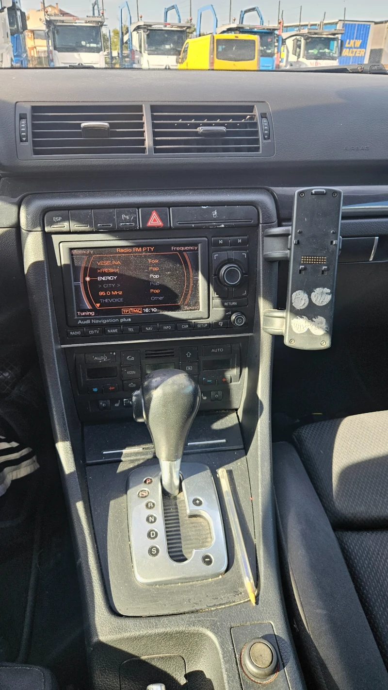 Audi A4 1.9TDI, снимка 11 - Автомобили и джипове - 52617615