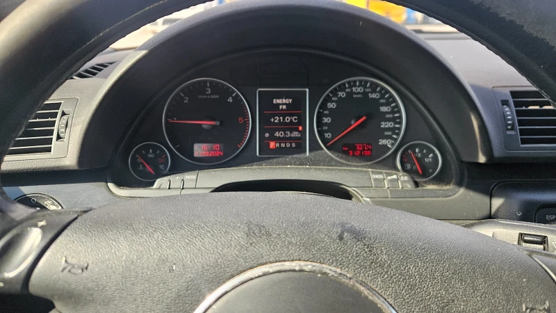 Audi A4 1.9TDI, снимка 12 - Автомобили и джипове - 52617615