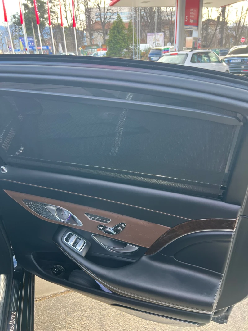 Mercedes-Benz Maybach, снимка 7 - Автомобили и джипове - 52831920
