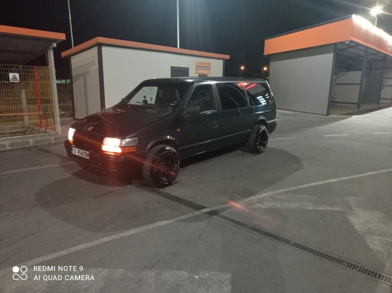 Chrysler Voyager, снимка 6 - Автомобили и джипове - 52999922